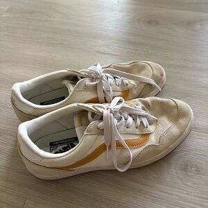 Vans Cruze Vans Cruze Too ComfyCush Size :9.5 (NO Box)